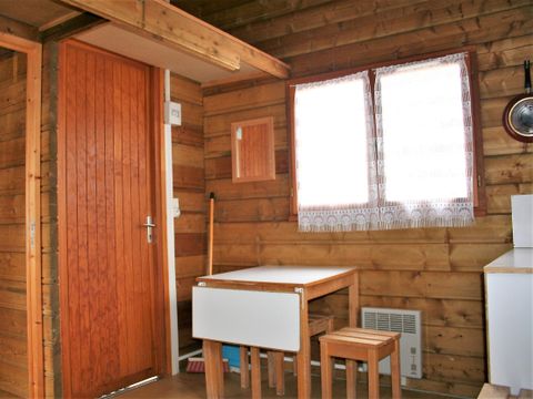 CHALET 5 personnes - CABANE (Sans sanitaires)