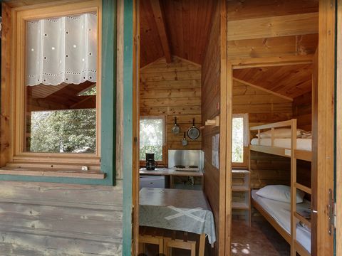 CHALET 4 personnes - CABANE (Sans sanitaires)