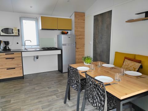 MOBILHOME 5 personnes - Mobil Home 31m² PMR – adapté pour personnes à mobilité réduite