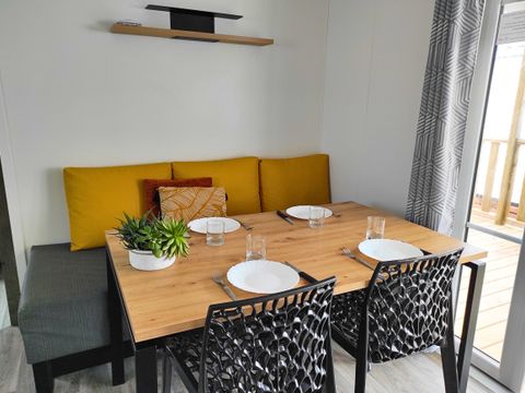 MOBILHOME 5 personnes - Mobil Home 31m² PMR – adapté pour personnes à mobilité réduite