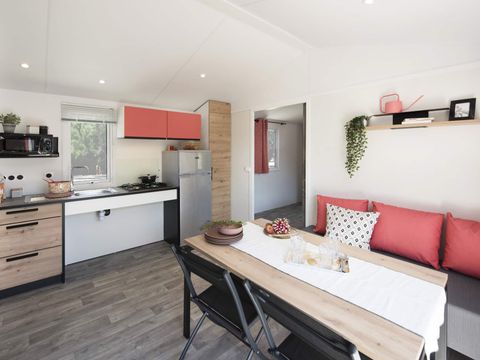 MOBILHOME 5 personnes - GRAND CONFORT PMR 30 m² 4/5 personnes