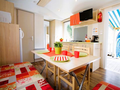 MOBILHOME 6 personnes - 2 chambres - TV