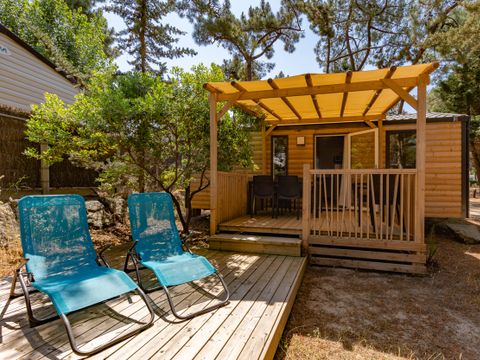 MOBILHOME 6 personnes - MH Modulo DUO BOIS 2 chambres 29 m² avec terrasse bois couverte et terrasse bois solarium
