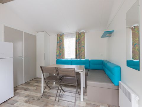 MOBILHOME 5 personnes - IBIZA 27m² - 2 chambres avec terrasse bois