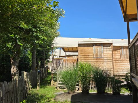 Lodge 5 personnes - C- Lodge Pilotis - 2 chambres 24m² avec terrasse couverte
