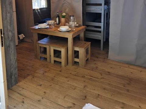 Lodge 5 personnes - C- Lodge Pilotis - 2 chambres 24m² avec terrasse couverte