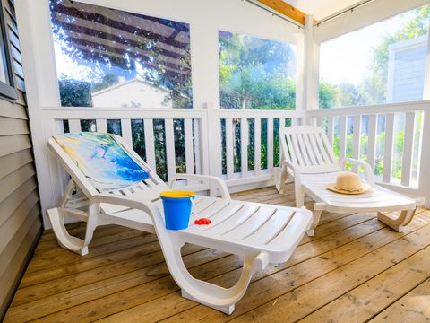 MOBILHOME 6 personnes - D/ SIGNATURE PRESTIGE 3 ch. 6 pers. - 36m2 - terrasse couverte