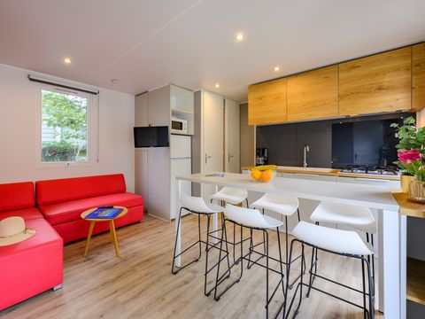 Mobilhome 6 personnes - COTTAGE - CONFORT - 3 chambres - 35m2 - Terasse parasol
