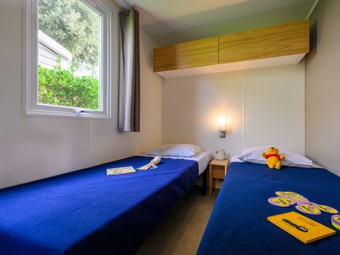 MOBILHOME 5 personnes - COTTAGE CONFORT 2 ch. 4/5 pers. - 30m2 - terrasse parasol 5 pers