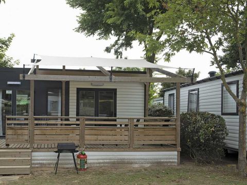 MOBILHOME 8 personnes - Premium | 3 Ch. | 6/8 Pers. | Terrasse surélevée