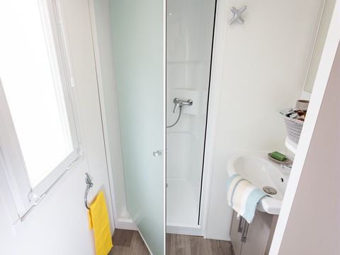 Mobilhome 6 personnes - Classic XL | 3 Ch. | 6 Pers. | Terrasse surélevée