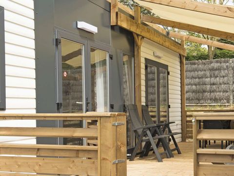MOBILHOME 8 personnes - Premium | 3 Ch. | 6/8 Pers. | Terrasse surélevée