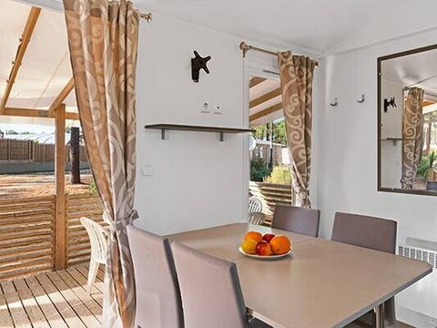 BUNGALOW 6 personnes - Mobil-home | Classic | 3 Ch. | 6 Pers. | Terrasse surélevée | Clim.