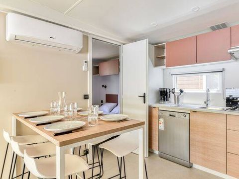 MOBILHOME 6 personnes - Mobil-home | Premium | 3 Ch. | 6 Pers. | Terrasse Lounge | Clim. | TV