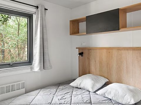 Mobilhome 8 personnes - Mobil-home | Premium | 4 Ch. | 8 Pers. | Terrasse Lounge | Outdoor kitchen | 2 SDB | Clim. | TV