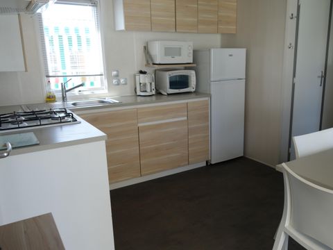 MOBILHOME 6 personnes - CAMPING ACAPULCO "MH 3CHAMBRES TERRASSE COUVERTE 30/35m²"