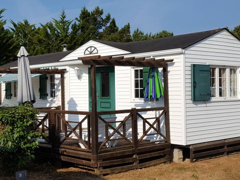 MOBILHOME 4 personnes - ACAPULCO Mobil-home 2chambres spacieux (ancien résidentiel) situé à l'entrée du camping +store banne