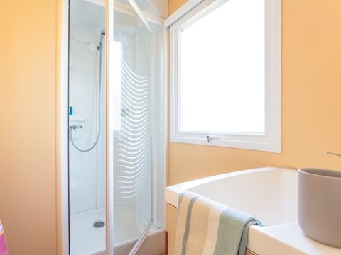 MOBILHOME 6 personnes - Classic XL | 2 Ch. | 4/6 Pers. | Terrasse surélevée