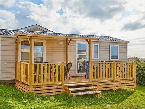 BUNGALOW 6 personnes - Mobil-home | Comfort | 3 Ch. | 6 Pers. | Terrasse surélevée | Clim.