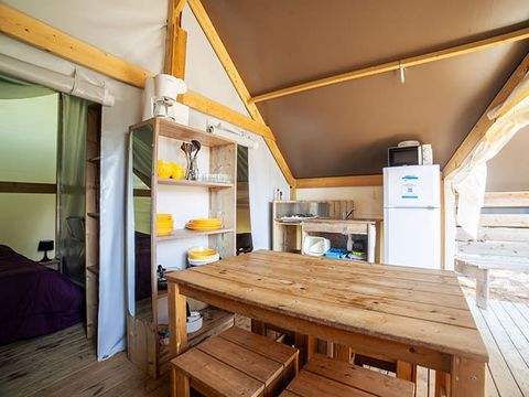 Tente en toile et en bois 4 personnes - Tente Lodge 4P