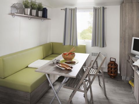 MOBILHOME 4 personnes - TERRASSE SEMI COUVERTE