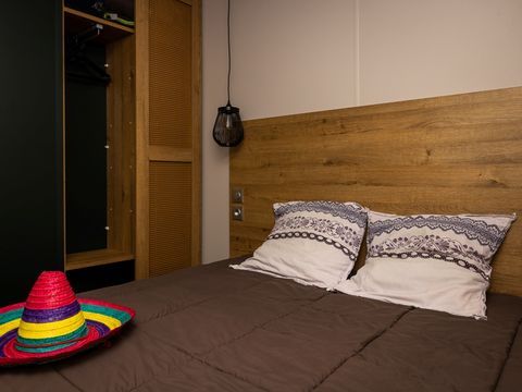 MOBILHOME 5 personnes - 30m²  2 chambres - Premium