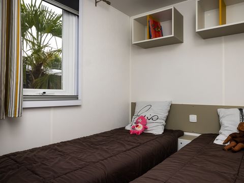 MOBILHOME 10 personnes - Tribu XXL  10 personnes - 5ch/ 2 salles de bain