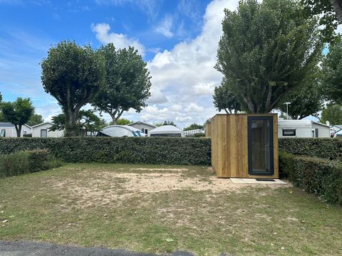 Emplacement - Forfait Premium : Forfait 2 avec sanitaire + cuisine individuelle