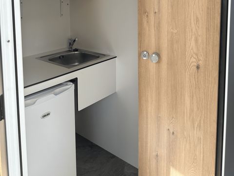 Emplacement - Forfait Premium : Forfait 2 avec sanitaire + cuisine individuelle