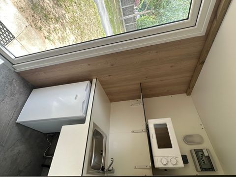 Emplacement - Forfait Premium : Forfait 2 avec sanitaire + cuisine individuelle