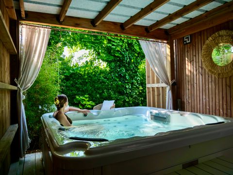VILLA 5 personnes - Villas du Bois Marin - spa 2/5 pers