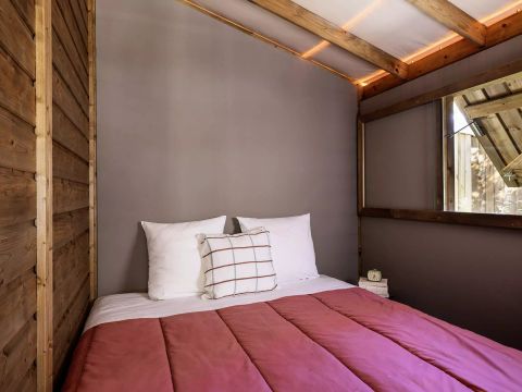 HÉBERGEMENT INSOLITE 5 personnes - Cabane sur Pilotis 3 Pièces 4/5 Personnes