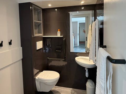 MOBILHOME 4 personnes - CONFORT - Mobil-home Catleya PMR 35m² - 2 chambres 4 pers. 1/4 pers