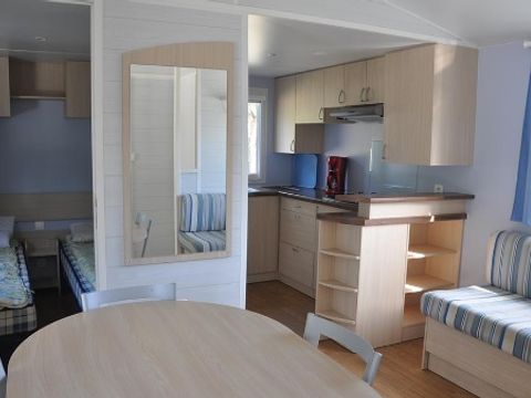 Mobilhome 1/4 personnes - Classique - 2 chambres - Avec terrasse