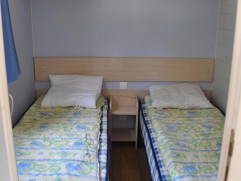 Mobilhome 1/4 personnes - Classique - 2 chambres - Avec terrasse