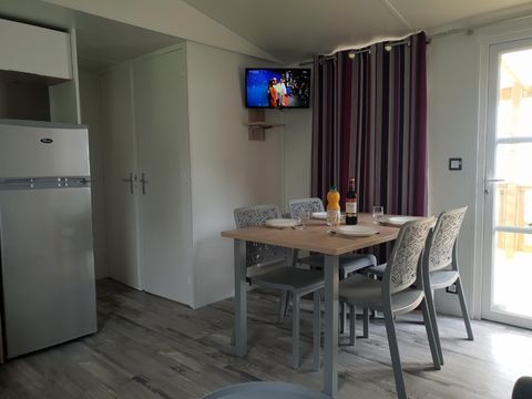 Mobilhome 1/6 personnes - CALIFORNIA - TRIO résidentiel - 3 chambres- - TV