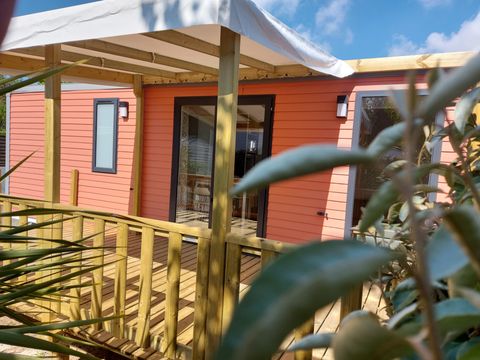 MOBILHOME 6 personnes - PAPAYE - 3 chambres - 33 m² - terrasse semi-couverte de 15 m²- 