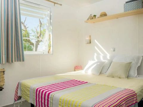 MOBILHOME 6 personnes - Homair mobil homes au camping La Guyonnière Classic | 2 Ch. | 4/6 Pers. | Terrasse surélevée non couverte