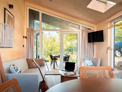 HÉBERGEMENT INSOLITE 5 personnes - Wild Spirit 2 chambres - 60m² - TV -CLIM - LV - SH + SAUNA + BAIN NORDIQUE