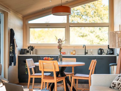 HÉBERGEMENT INSOLITE 5 personnes - Wild Spirit 2 chambres - 60m² - TV -CLIM - LV - SH + SAUNA + BAIN NORDIQUE