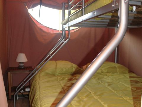 TENTE TOILE ET BOIS 5 personnes - SAMOA