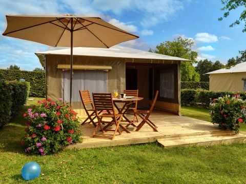 TENTE TOILE ET BOIS 5 personnes - CARAIBES