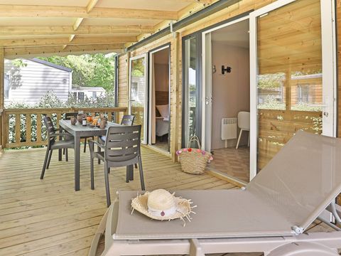 MOBILHOME 4 personnes - Mobil-home | Premium Exclusive | 2 Ch. | 4 Pers. | Terrasse Couverte | 2 SDB