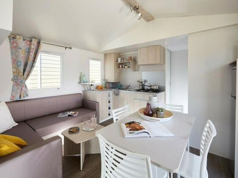 MOBILHOME 8 personnes - 4 Pièces 6/8 Personnes + TV