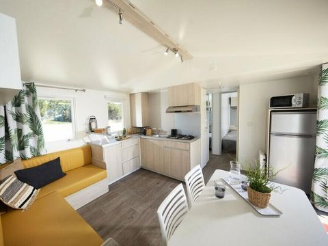 MOBILHOME 8 personnes - 5 Pièces 8 Personnes + TV
