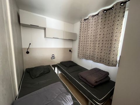 Mobilhome 4 personnes - MH Premium Grand Large Les Cévennes 30m² - 2 chambres-4pers - Terrasse semi-couverte - Climatisation