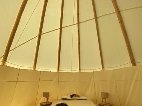HÉBERGEMENT INSOLITE 10 personnes - Lakota Camp