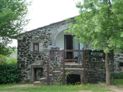 LODGE 5 personnes - Gîte rural : 'Le Gîte de Josette'