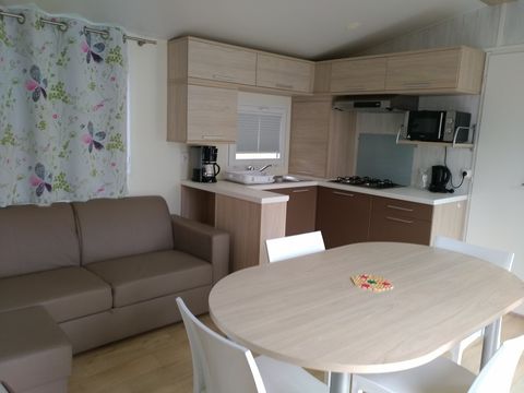 Mobilhome 6 personnes - 3 chambres 6 places, terrasse