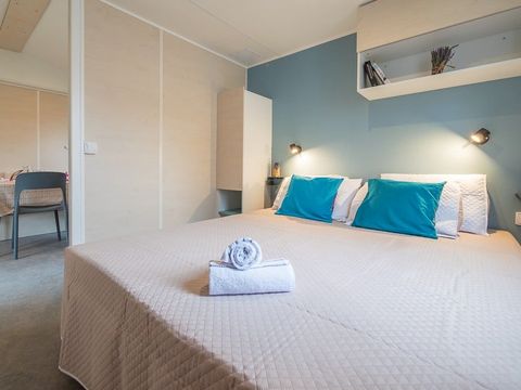 MOBILHOME 4 personnes - Comfort | 2 Ch. | 4 Pers. | Petite Terrasse